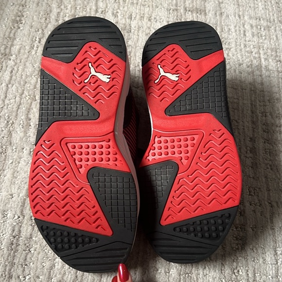 Black & Red Ferrari Sneakers Size 5.5 - Picture 5 of 5